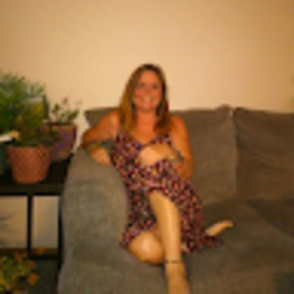 Meet your Posher, Holly